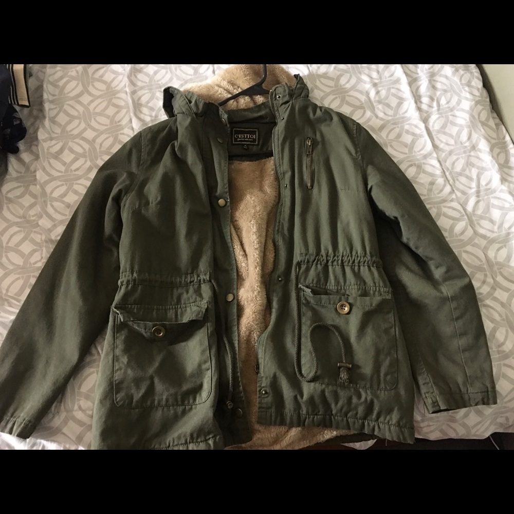 Green C’esttoi jacket
